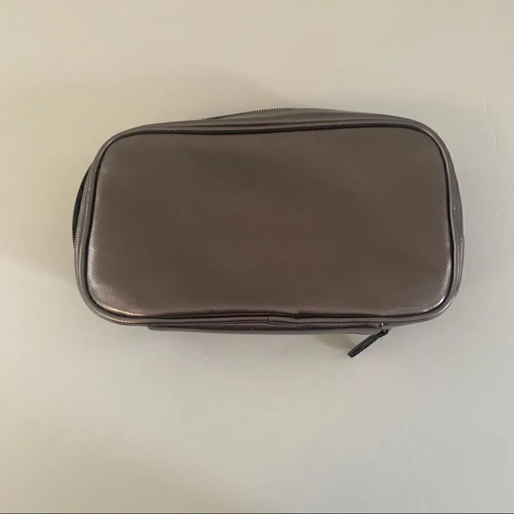 Henri Bendel Travel Jewelry Zip  Case - metallic.